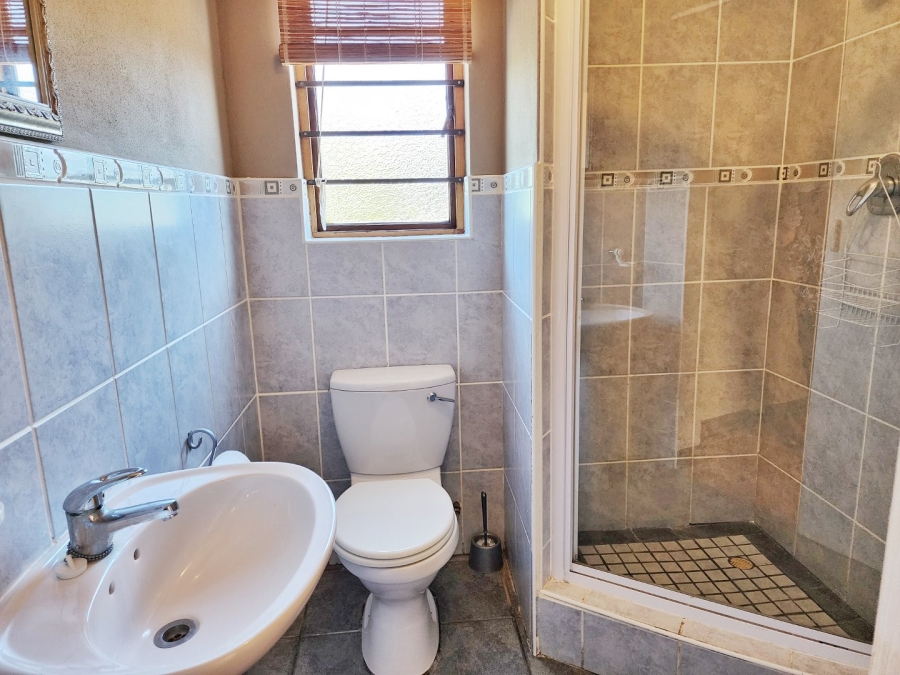 4 Bedroom Property for Sale in Cola Beach Western Cape